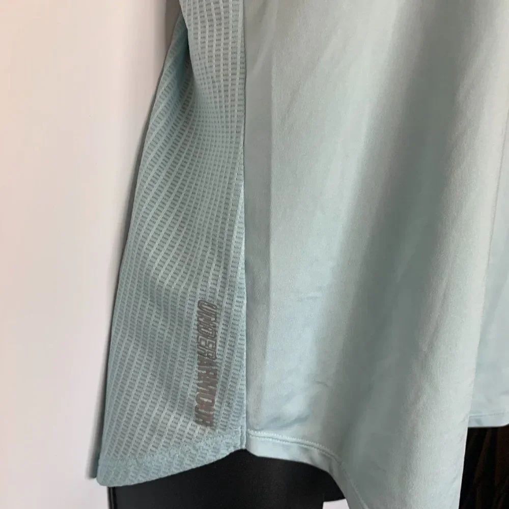 Under Armour Tank Top - Picture 3 of 10